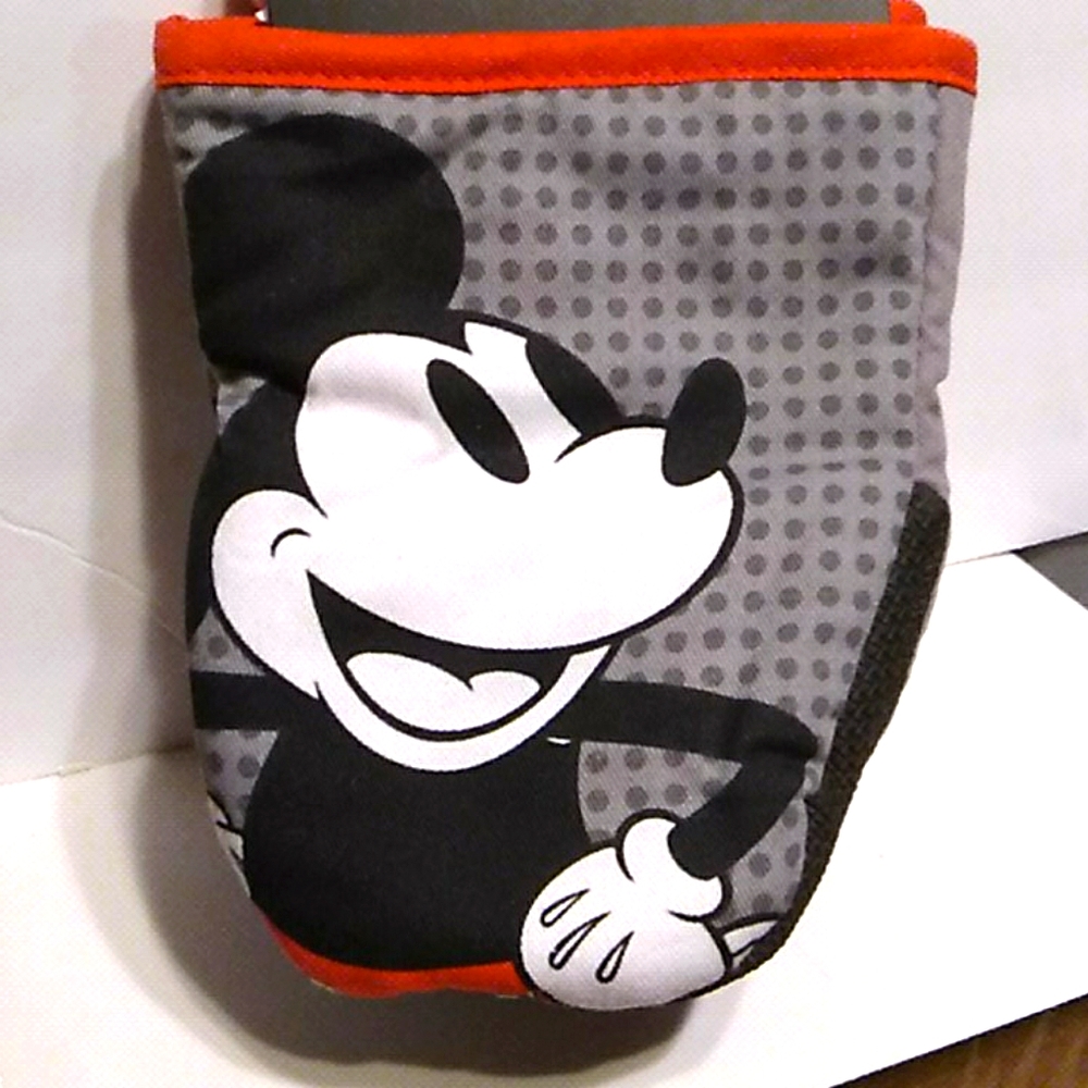 Nwt 2 Pack Oversized Mini Mitts - Picture 1 of 6